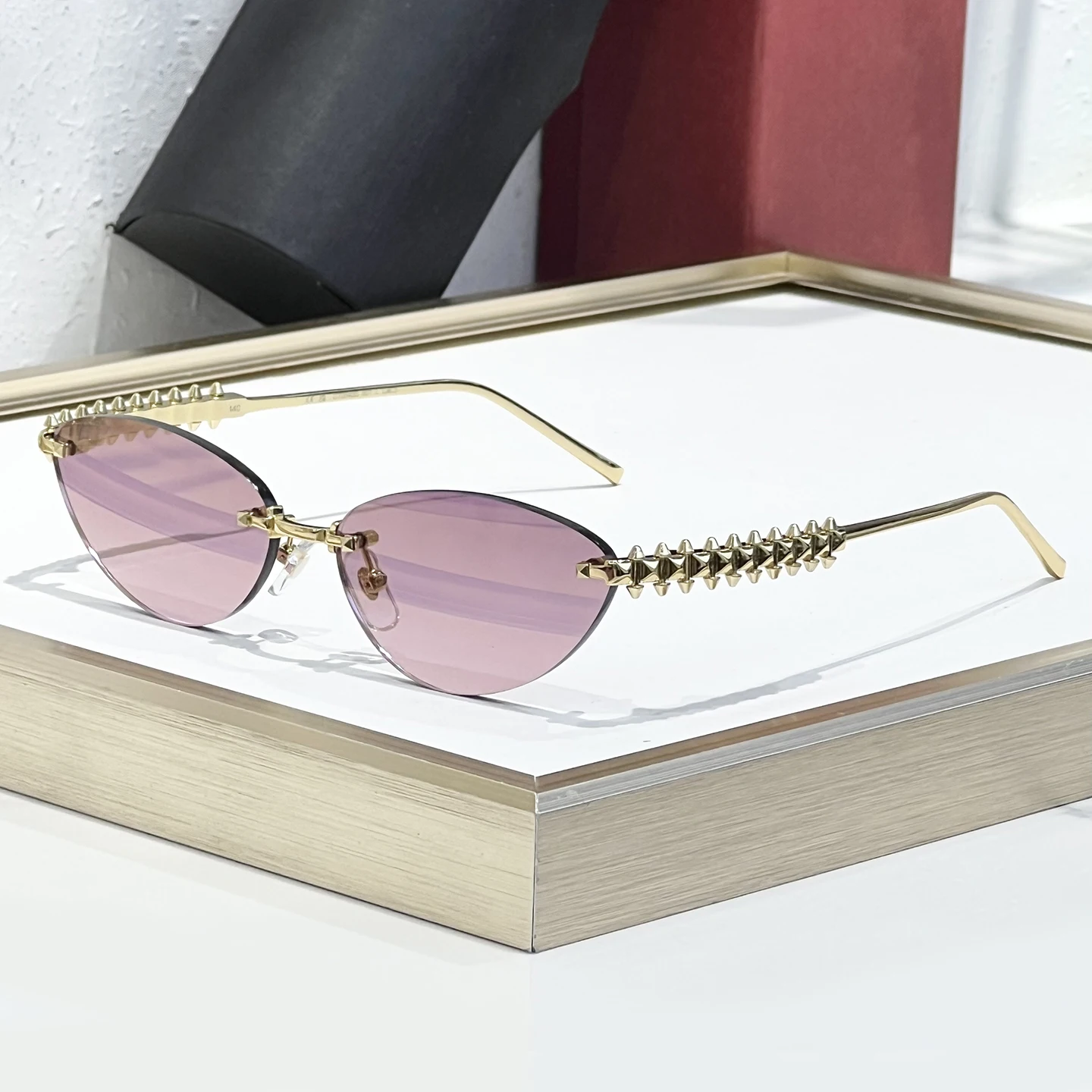 مصمم عرض الأزياء برشام معدني نمط Ct0543 البيضاوي عطلة فرملس مثير النساء النظارات الشمسية في الهواء الطلق القيادة الرجال النظارات الشمسية