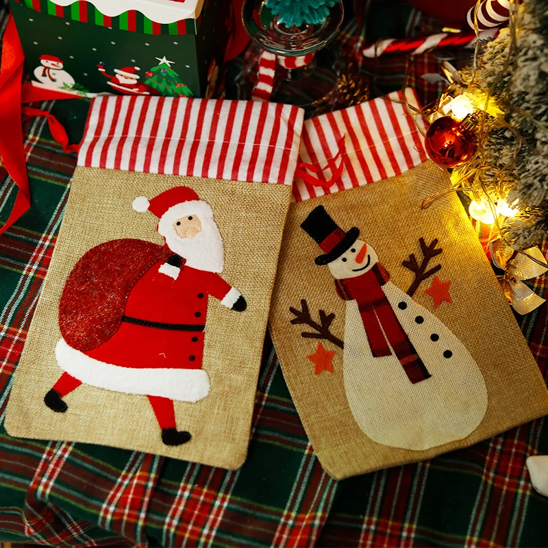 Sacchetto regalo di natale sacchetto di tela di cotone da uomo di pan di zenzero di babbo natale per sacchetto di caramelle sacchetto di gioielli di lino sacchetto di coulisse regalo dell'albero di natale