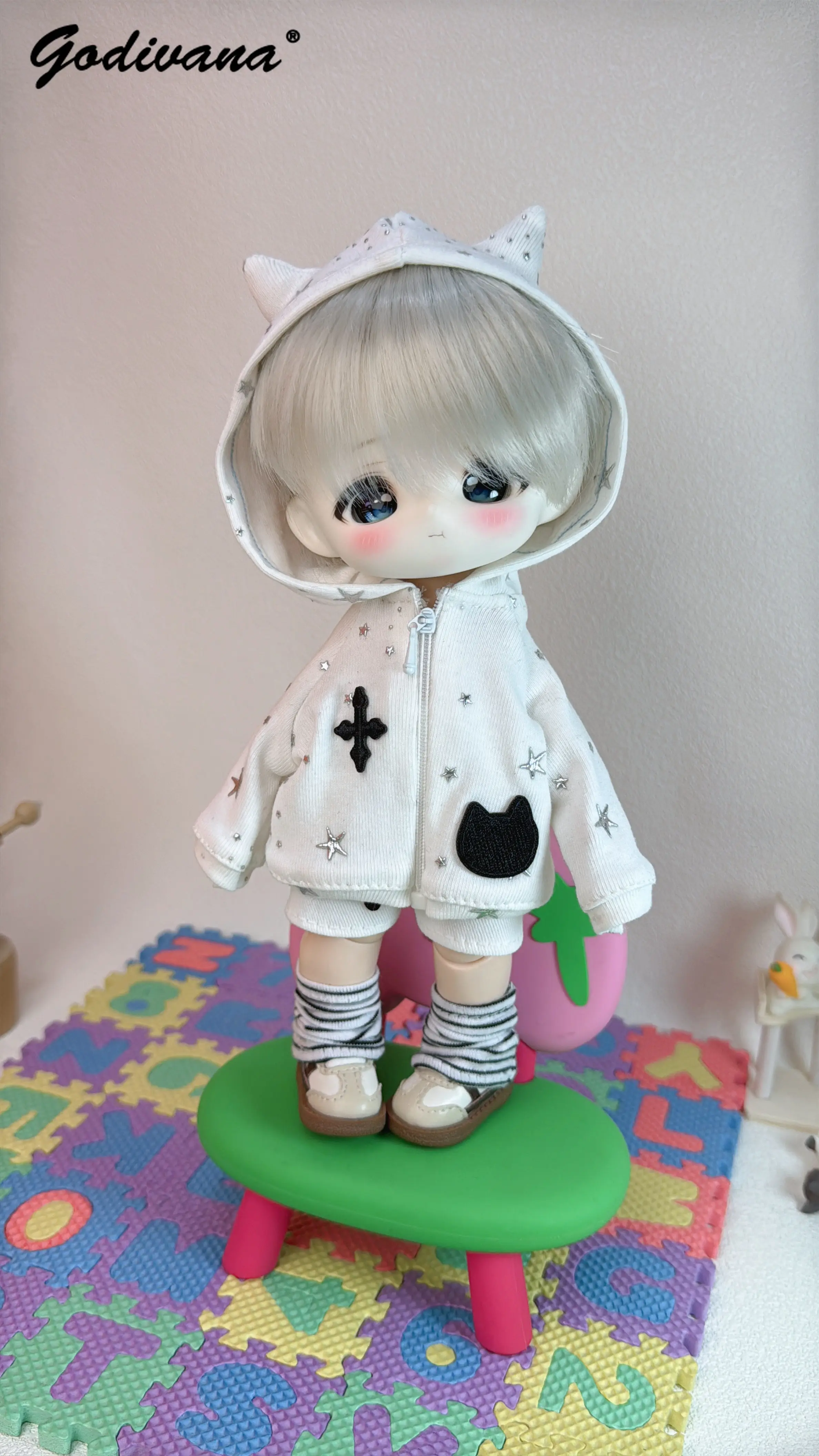 BJD 1/6 Puppen-Outfit Katzenohren-Hoodie Reißverschlussjacke Shorts Riemchensocken Dreiteiliges Set Niedliche Street-Style-Kleidung für 1/6 BJD