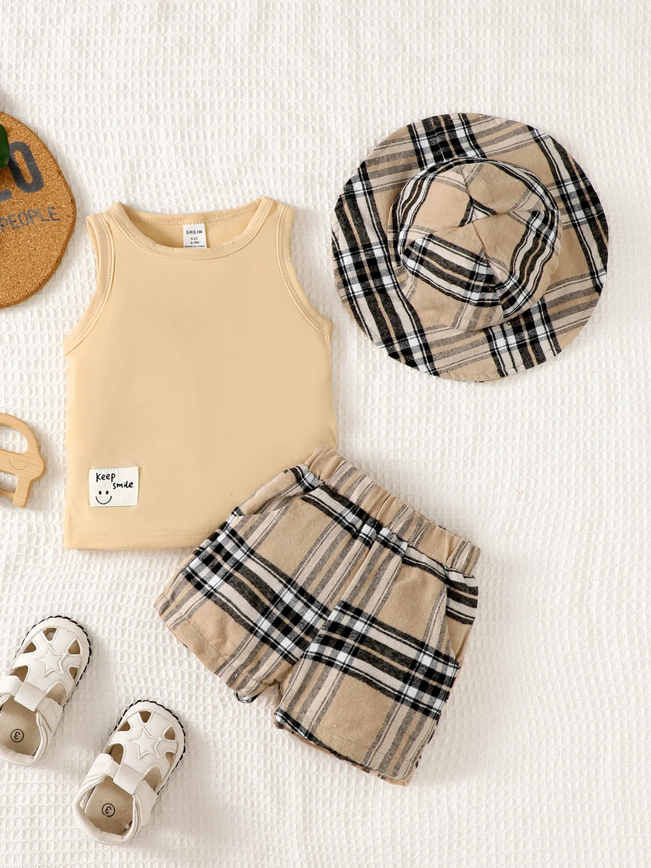 

Fashionable Street Style Newborn Handsome BoyBaby Set Round Neck Apricot Sleeveless Skin Vest Check Temperament Loose Shorts Hat