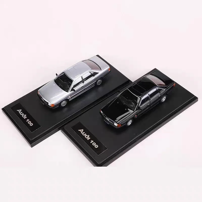 

RM 1:64 1989 Audi 100 C3 Simulation Alloy Car model