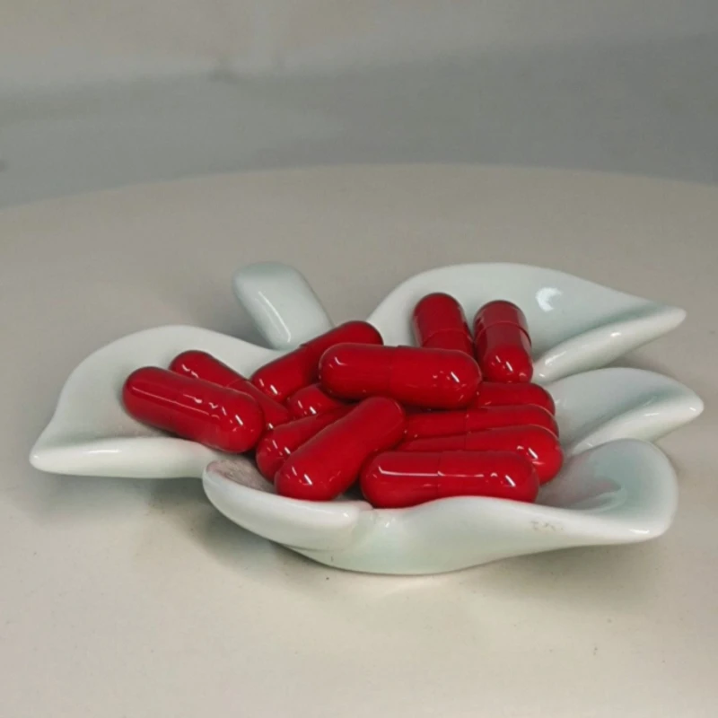 

Осветляющая капсула 2-в-1 из замороженного детоксикационного волокна улучшает эластичность кожи, способствует синтезанию коллагена и увлажняет.