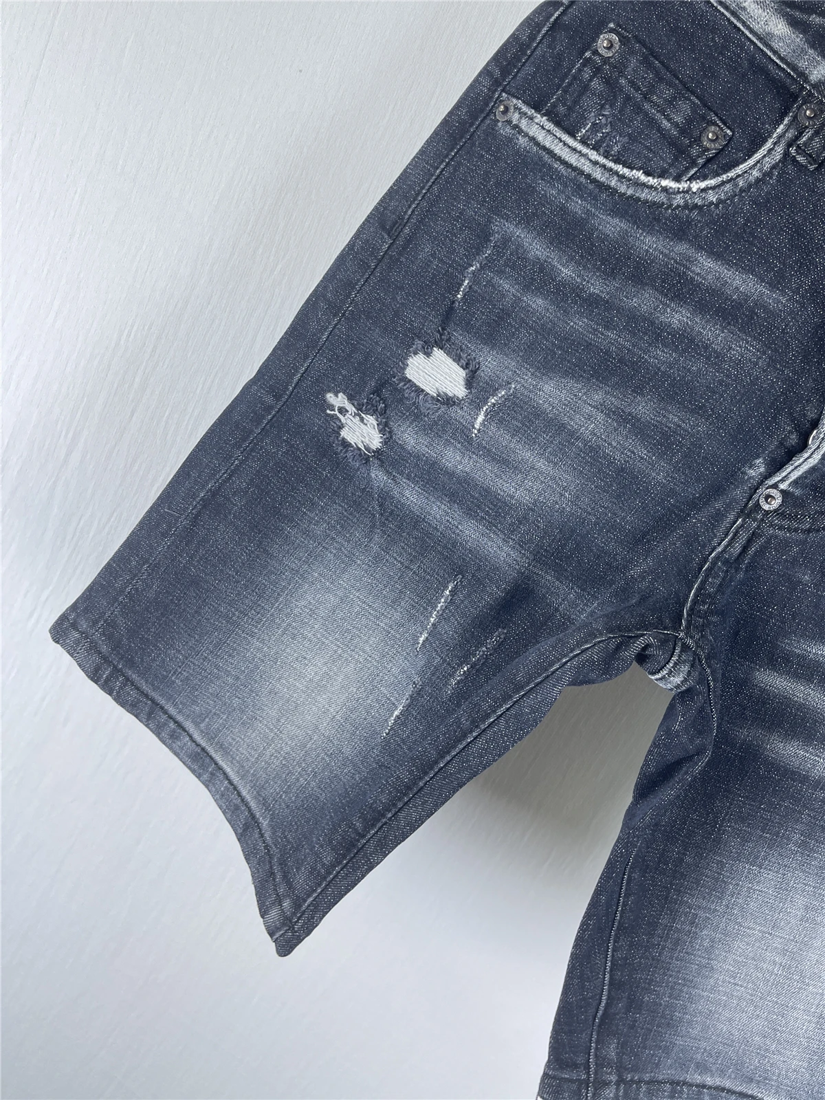 

3007 Spring and Summer New Men's Jeans Washed Grinding Patch Paint Slim-fit Micro-elastic Denim Shorts for Men