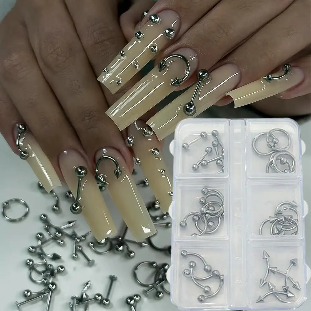 6グリッド3DハロウィンパンクリベットネイルアートチャームレトロメタルリングアローネイルデコレーションY2KロックスタイルDIYマニキュアアクセサリー＆