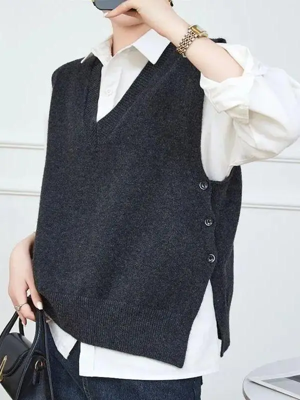 Retro V-Neck Knitted Sweater Vest Women's Casual Spring Autumn Outerwear Pure Color Fashionable Shoulder Bared Versatile Top