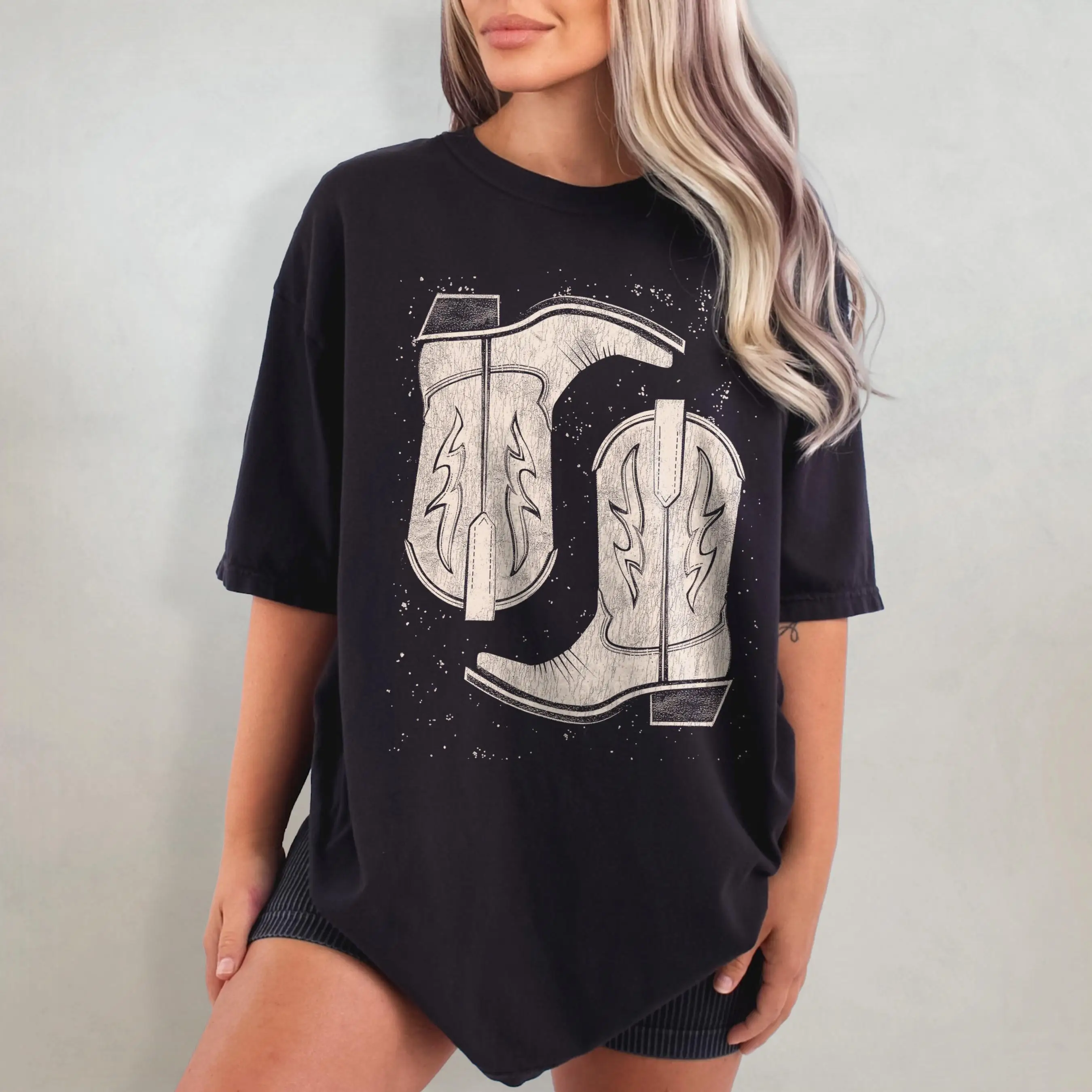 Retro Cowgirl Boots Printed T-shirt Spring/Summer Women's Shirt 2026 New Fashion Trend Top Short Sleeve Comfortable T-shirt