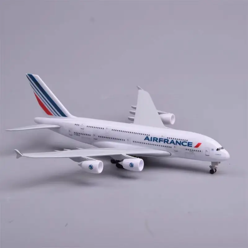 Aviation alloy aircraft model simulation static 20 cm Airbus series French 380 sent to friends collection display