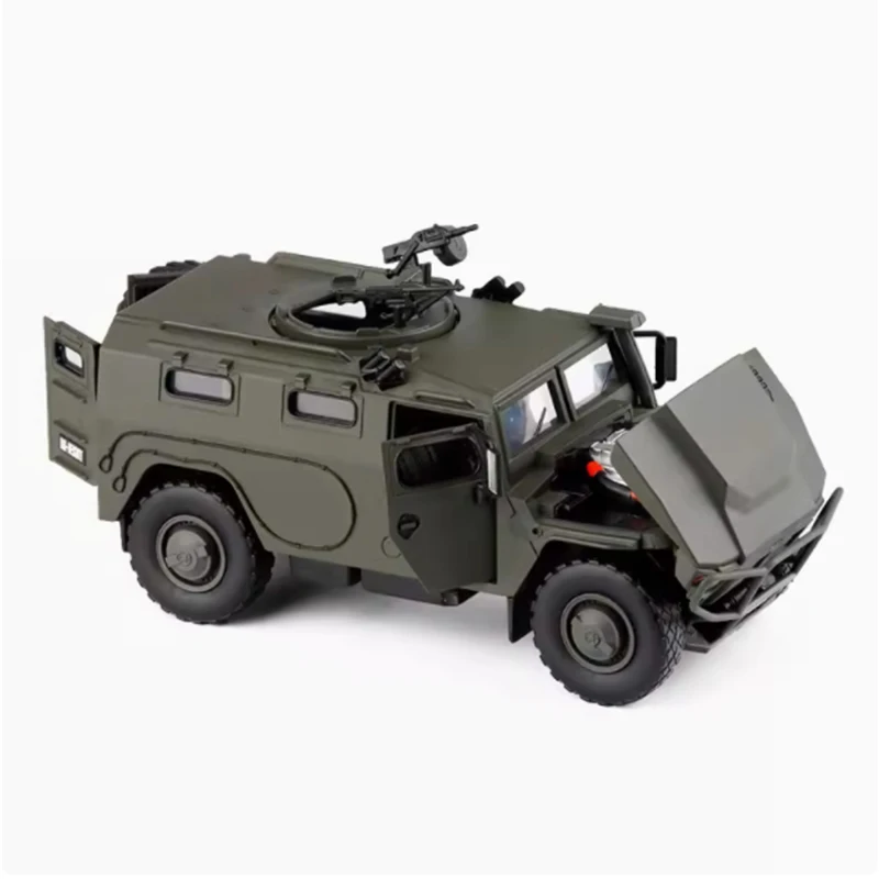 1:32 Scale Explosion-Proof Armored Vehicle Transport Vehicle Military Model Toy Car Classic Collection Gift Souvenirs Decoration