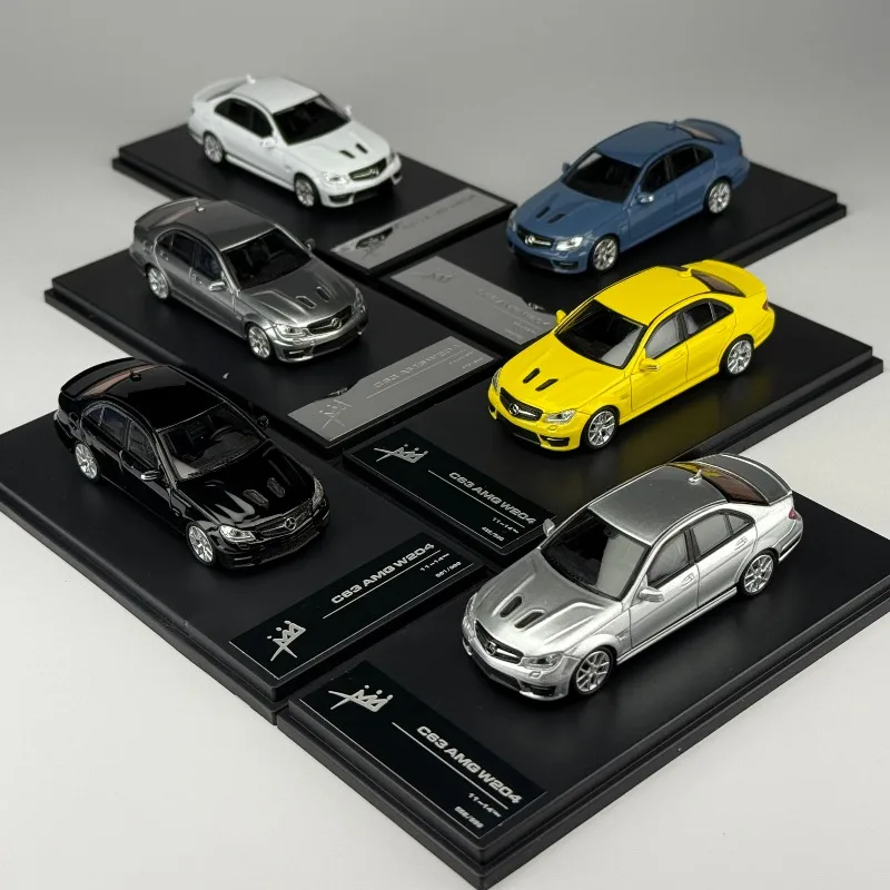 In stock: 1:64 C63 AMG W204 alloy die-cast miniature simulation car model creative decorative item, festival gift
