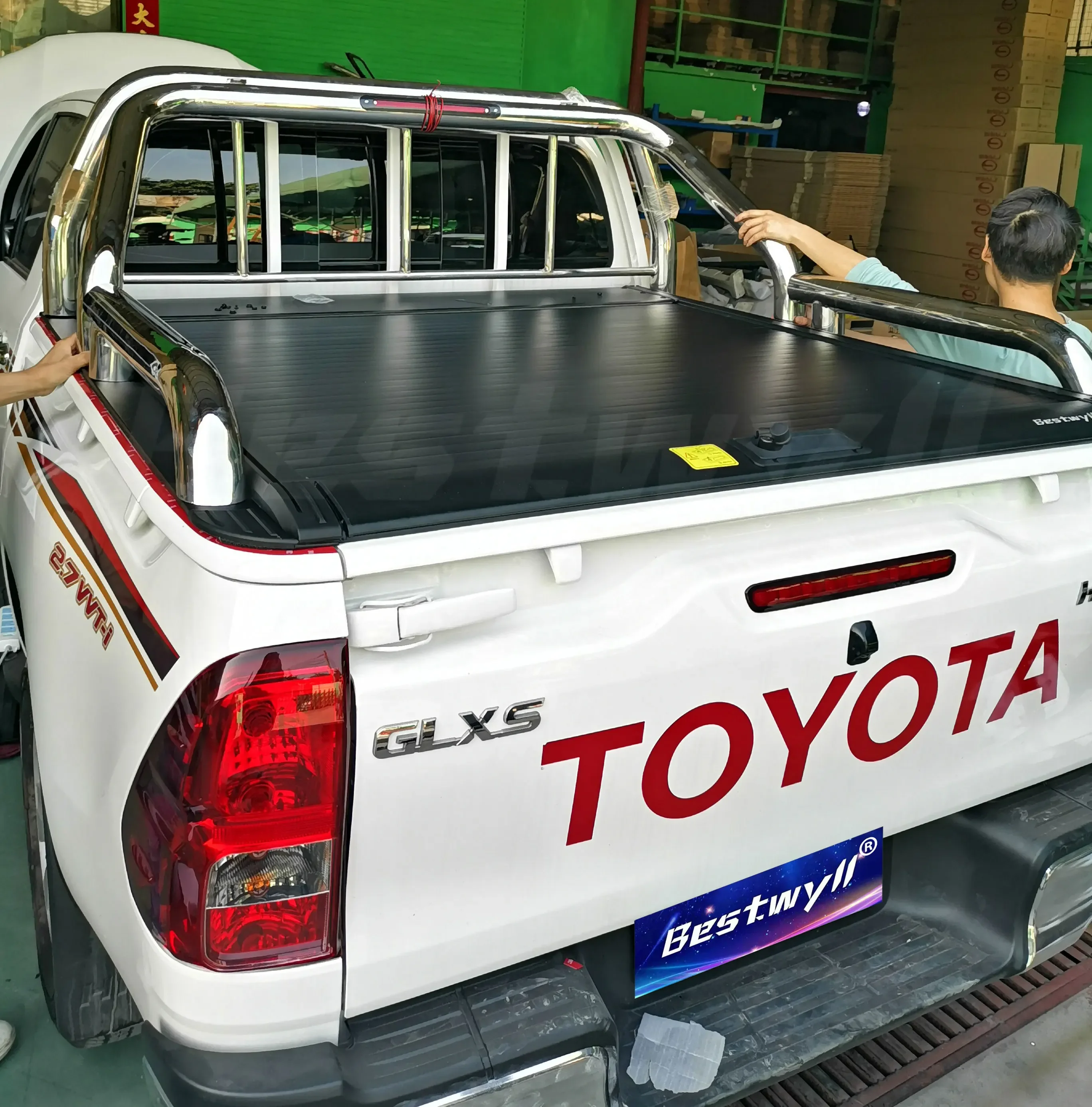 BESTWYLL Pickup Truck Bed Manual Box Retractable Tonneau Cover For 2015+ Toyota Hilux /Revo (Sr5 J Deck With Front Fence) K46A