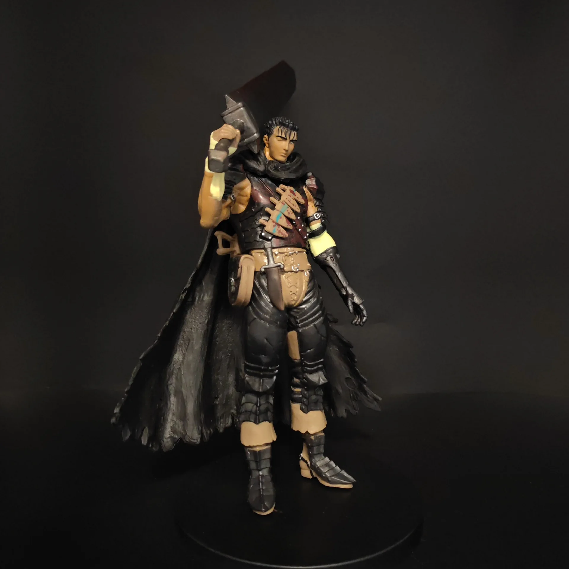 Berserk Guts Blutbefleckte Version Anime Actionfigur Sammlermodell Statue Desktop-Dekoration für erwachsene Sammler – Detail 10