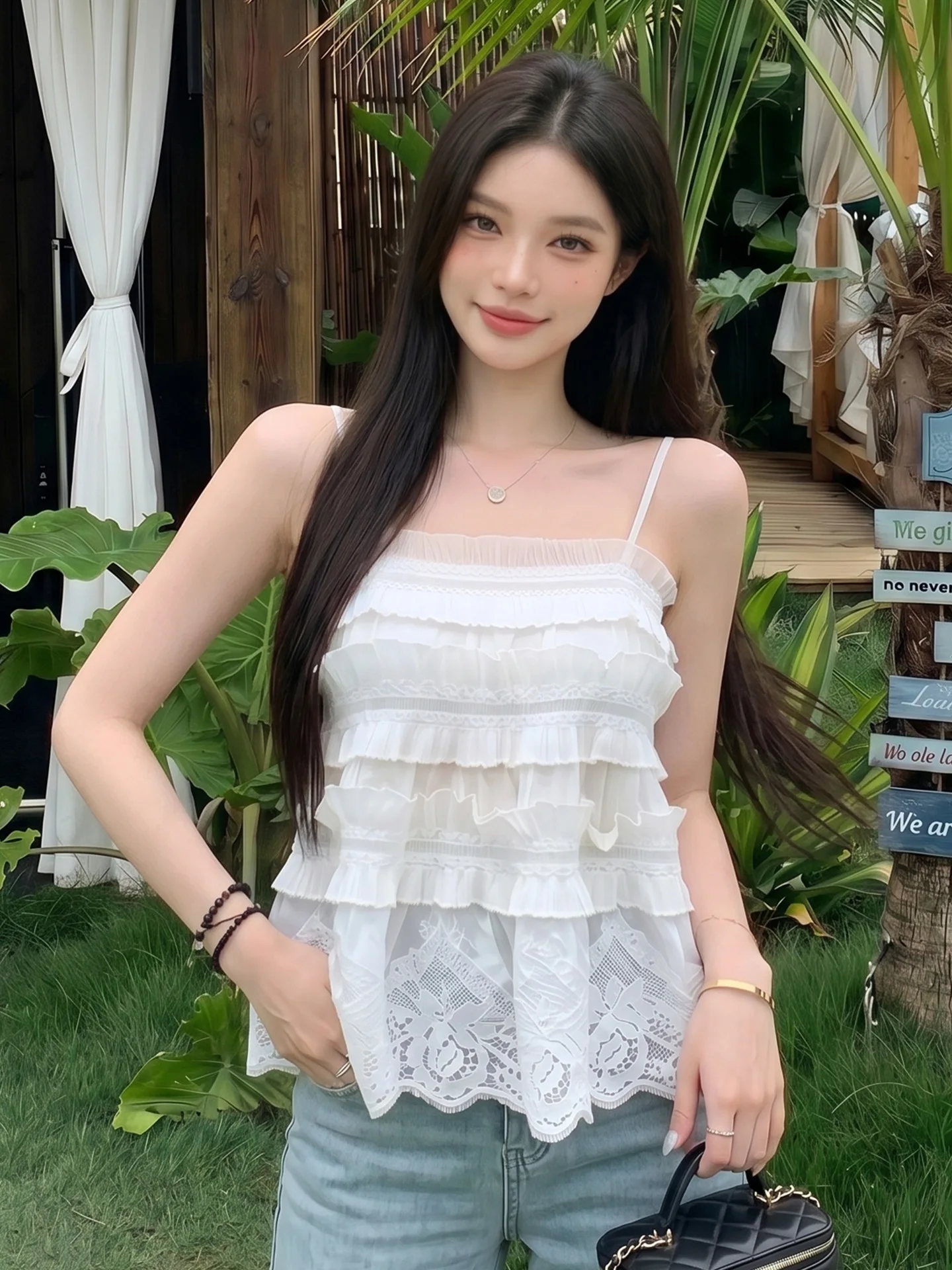 Sweet Style Lace Patchwork Wooden Toothed  Layered Women's Tank Top Summer New Sexy Back  Slim Short Top Outerwear