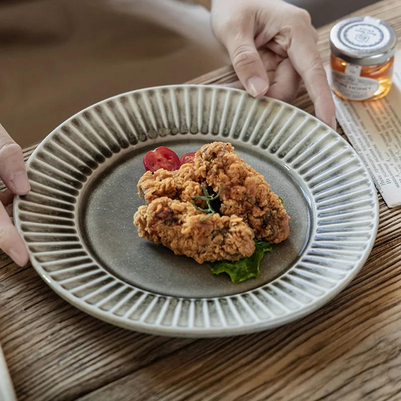 

Винтажная большая круглая тарелка с тиснением для домашней столовой, десертное блюдо в западном стиле в японском стиле