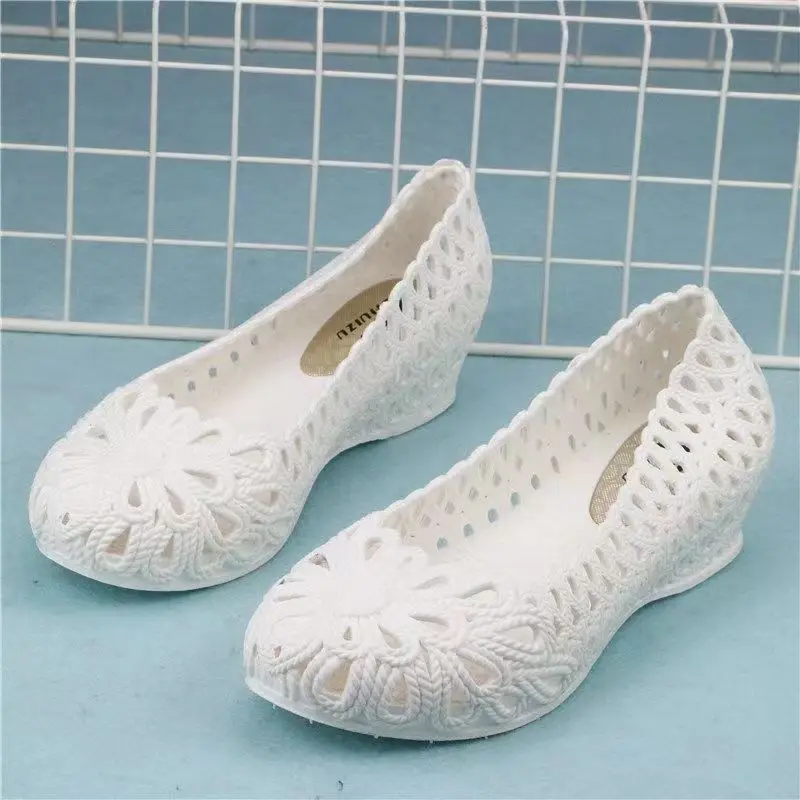 

Woman's New Summer Casual Wedges Nude Shoes Soft Sole Non Slip Baotou Hollow Out Slip-On Beach Sandals Mom's Sandals