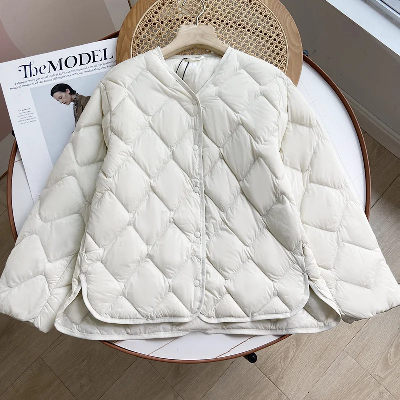 2025 Autumn Winter Women Ultra Light 90% White Duck Down Jacket Female Casual Loose Puffer Coat Single Breasted Outwear