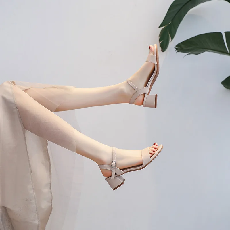 

Women's mid Heel Sandals 2026 Summer New High Heel Slippers Buckle Strap Open Toe Simple Versatile Thick Heel Shoes