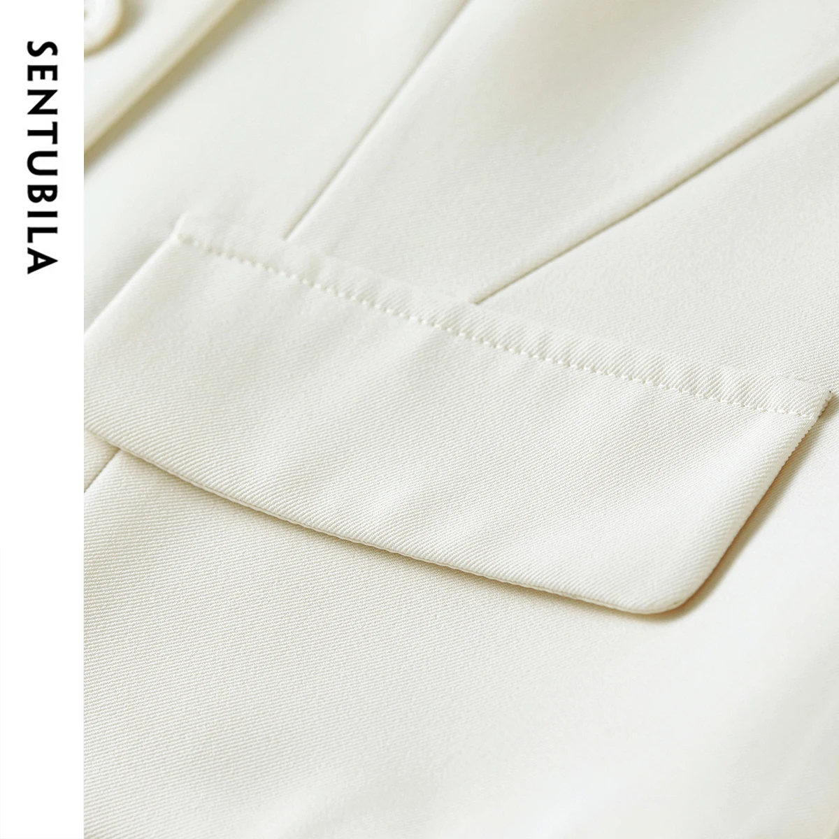 SENTUBILA Suit Vest For Woman 2025 Autumn V-Neck Solid Single-breasted Fake Pocket Waistcoats Sleeveless Tops 153JA2260