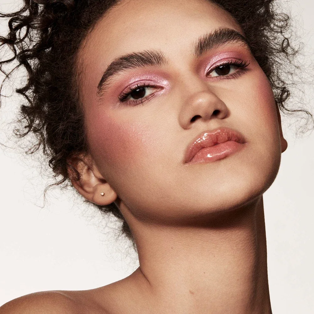 3D ベビーピンクきらめくボディハイライターメイクアップパレットフェイスハイライト輪郭スムーズグリッターパウダー