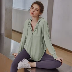 New Women Fitness Jacket Breathable Sun Protection Sweatshirt Loose Sports Running Zipper Jacket with Pockets Gym Coat Outerwear