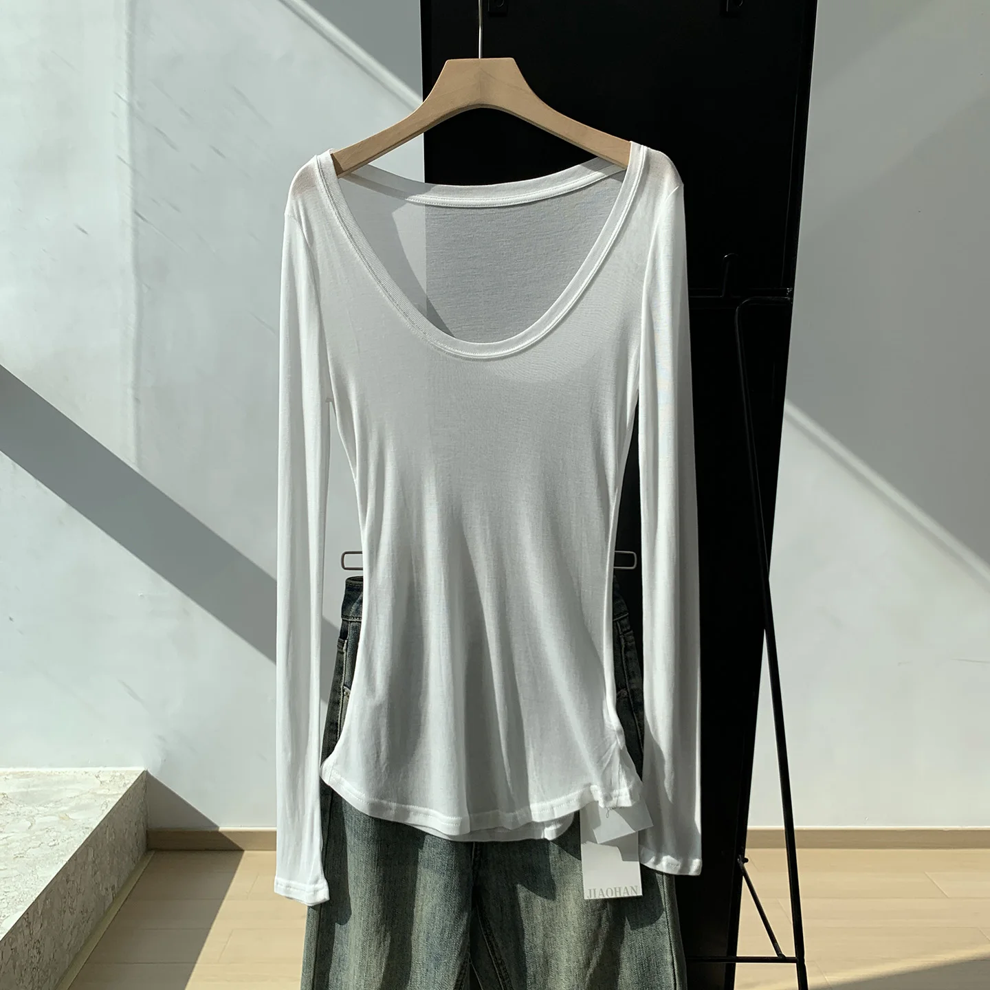 Suseyiku Silk Skin-Friendly Thin Micro-Porous Pure Desire Sexy U-Neck Sunshade Shirt Women's Spring Summer Inner Wear Top