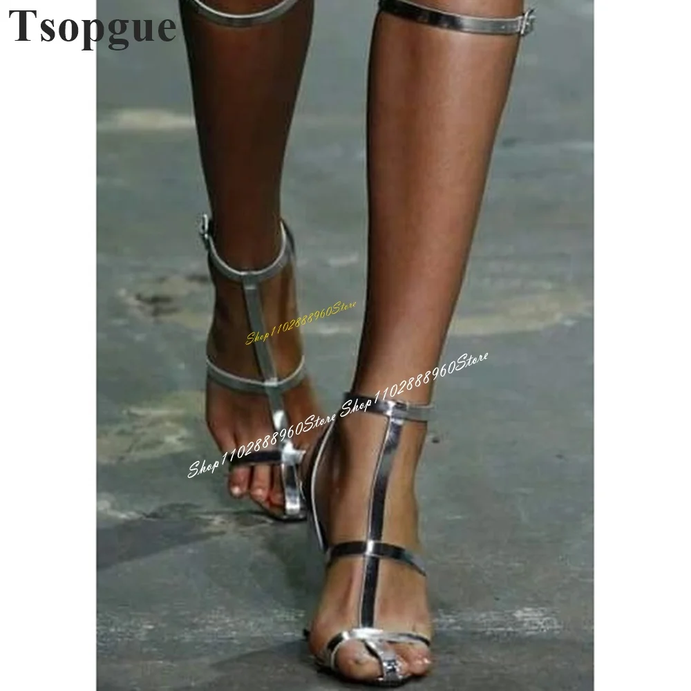 Trendy Runway T Strap Silver Buckle Strap sandali Chunky tacco alto scarpe da donna cinturino con fibbia punta a punta 2024 Zapatos Para Mujere