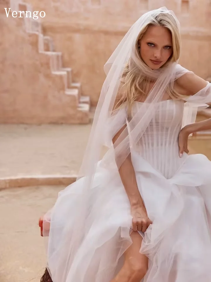 Verngo lvory Organza Wedding Dress Off The Shoulder A Line Pleated Bridal Gowns Modern Sweap Train Bride Dress Customized