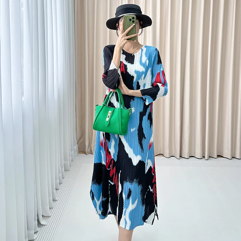 Miyake Dress Women's 2023 Spring and Autumn Season New Round Neck, Unique Design, Printed Pleated Long Skirt