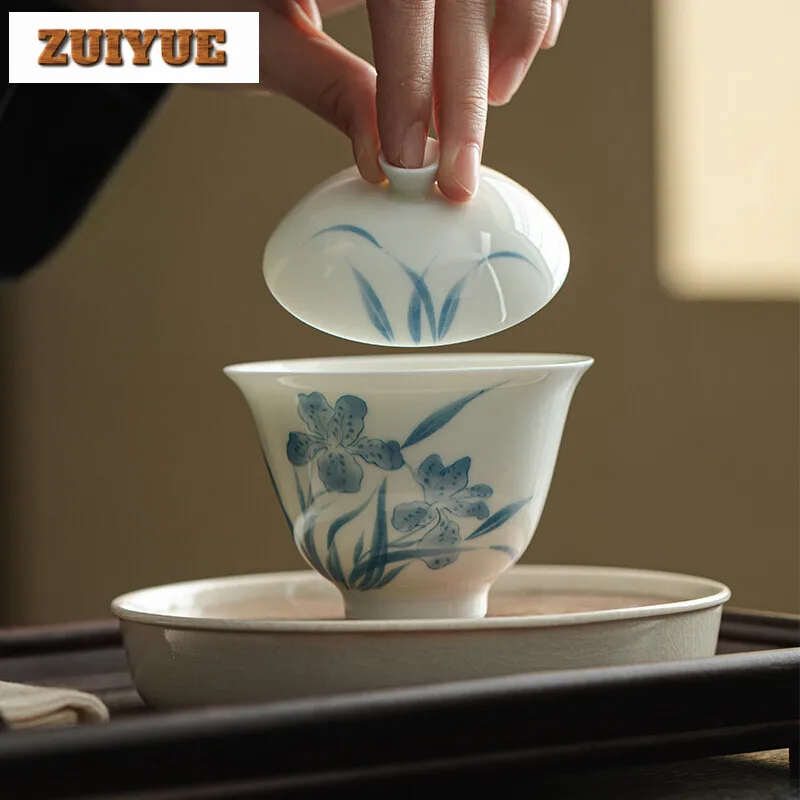 170ml Hand Painted Lily Gaiwan Japanese Blue and White Porcelain Tea Tureen Tea Making Cover Bowl for Tea Equipment Decoration