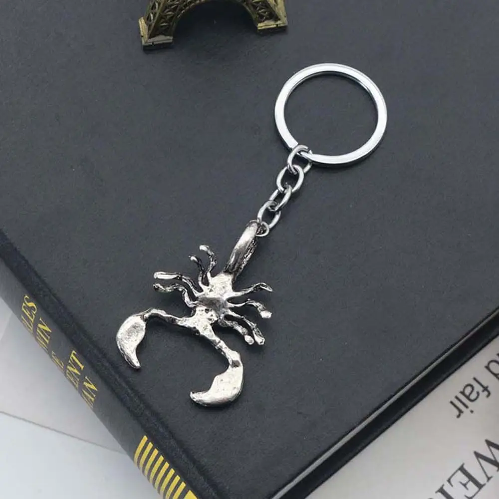 Vintage Personality Bag Pendant Car Accessories Animal Scorpion King Shape Car Key Chain Keyfob Keychain Key Rings