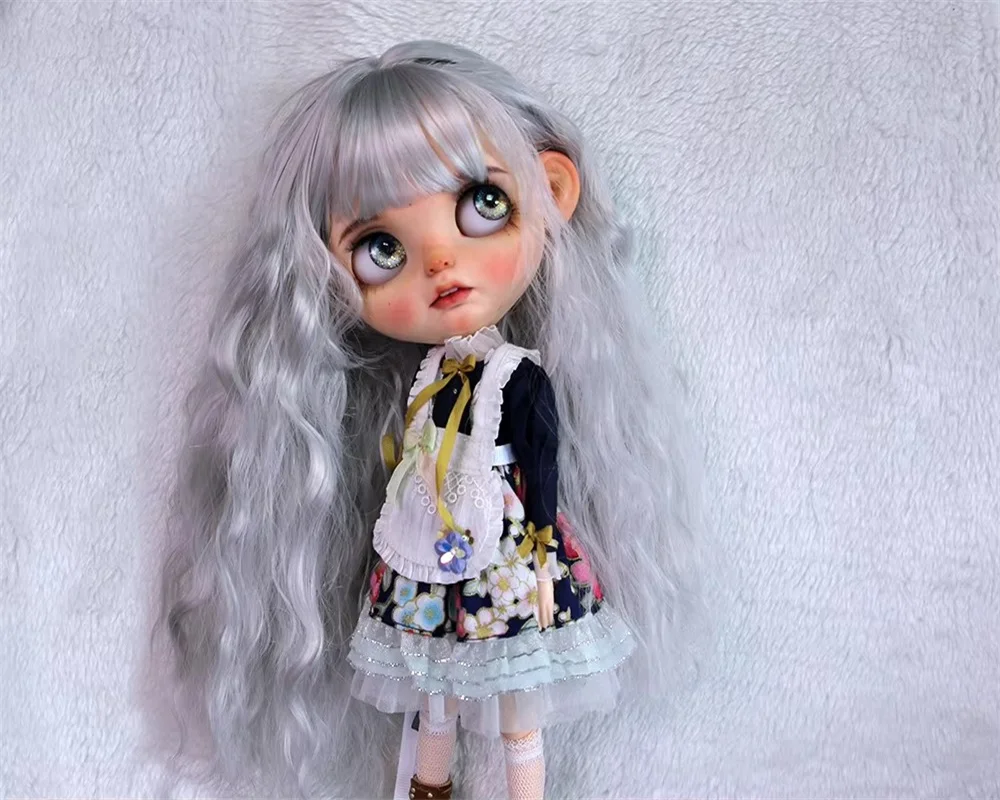 Blythes Doll Wig Suitable for 1/6 BJD Doll 1/3 Fashion New Very Soft Smooth Milk Silk Bangs Small Wave Wig Moon Silver Dark Brow