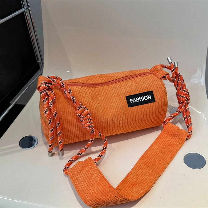 Fashionable Casual Women's Bag 2024 New Style Trendy round Cylinder Bag Versatile Single Shoulder Crossbody Bag in Style