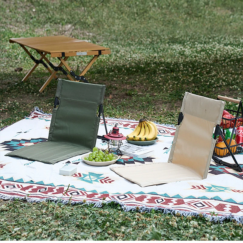 新しいポータブル折りたたみ式ラウンジチェア、パッド入りシート、調節可能な背もたれ、快適な屋外リクライニングチェア、パティオ、ビーチ、キャンプに最適