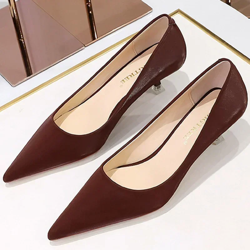 Spring Autumn Women Lightweight 4.5cm High Heels Daily Casual Pumps Lady Shallow Pointed Toe Office Kitten Low Heels Work Shoes