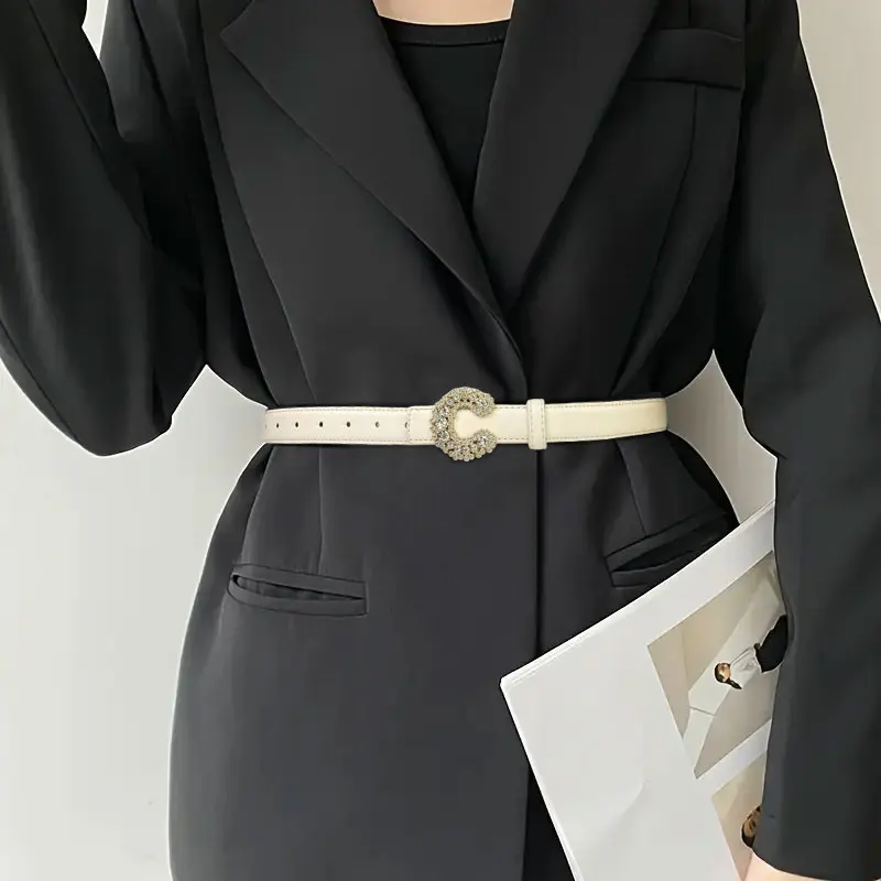 2025 ريترو المرأة جلد طبيعي موضة حزام بسيط رسالة متعددة الوظائف ، عادية أنيقة الملابس والاكسسوارات ، هدية