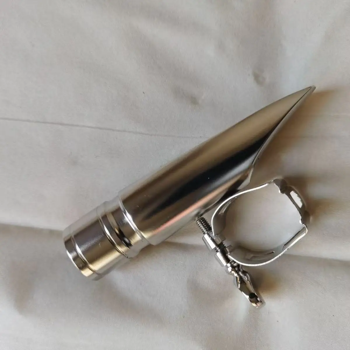 New Nickel Plated Double Baffle Alto Saxophone Mouthpiece with Ligature Without Cap