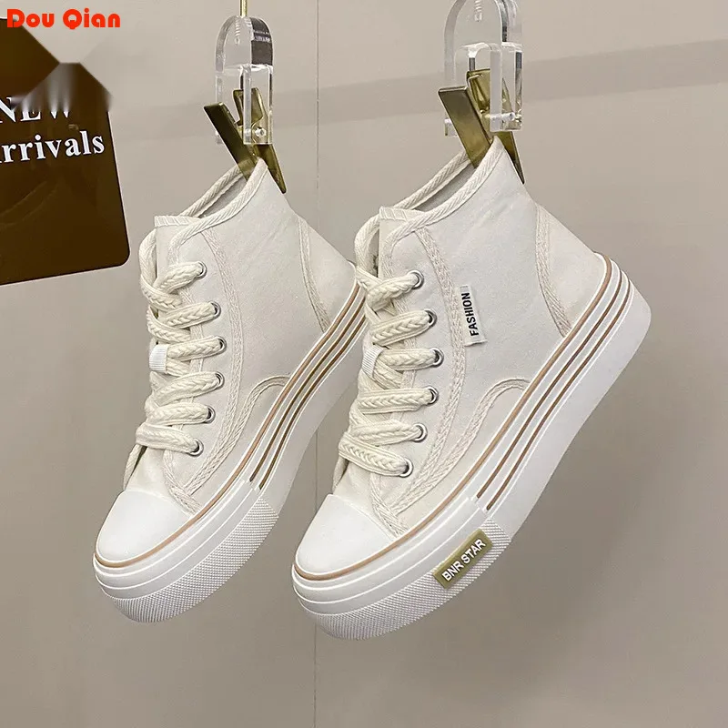 

2024 Autumn Winter New Women's Shoes Women's Board Student Canvas with Round Head Lacing Ankle for Women Boots Female