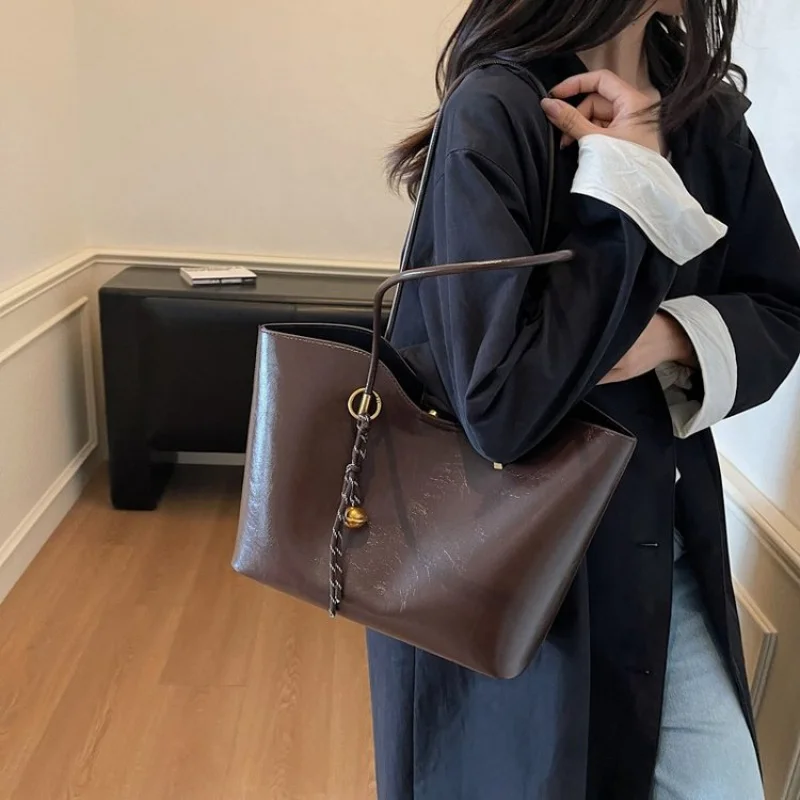 

Luxury Designer Shoulder Handbag Women's Premium Leather Crossbody Bag Elegant Tote Purse For Ladies Stylish Classic