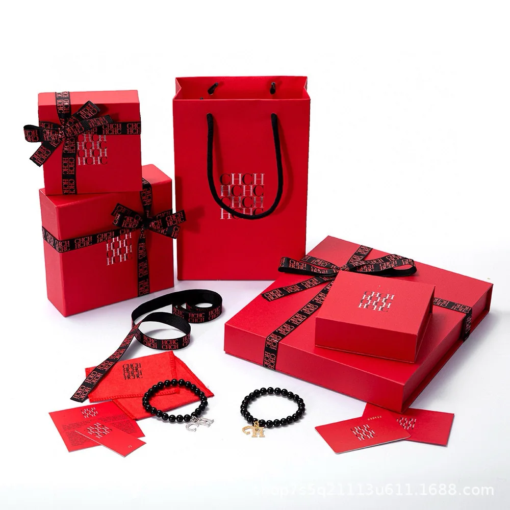 

CHHC 2026, регулируемый эластичный браслет с милой подвеской, эластичный браслет для женщин, упаковка в подарочной коробке