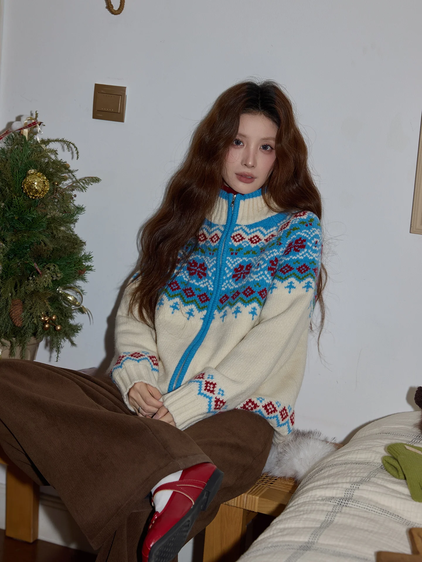 

Thiened Long Sve Knitted Cardigan Women's Casual Loose Sle Autumn Winter Outerwear in Apricot Color by ChaCha Home