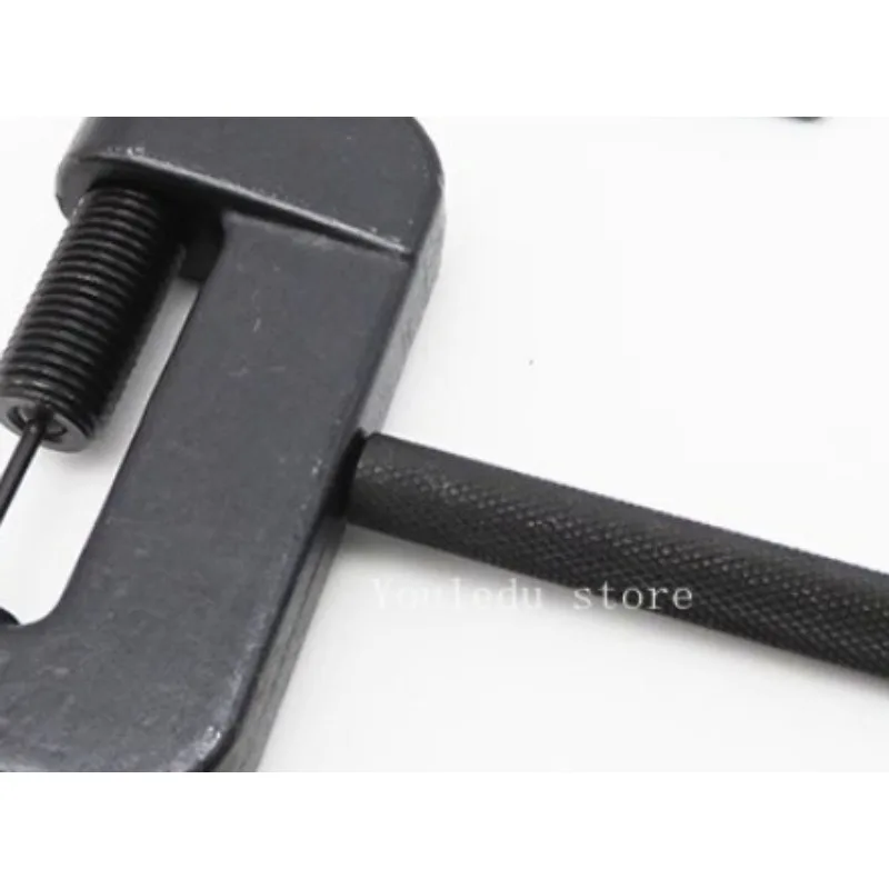 

Suitable for Bicycle Motorcycle Timing Chain Disassembler Chain Interceptor Chain Tool