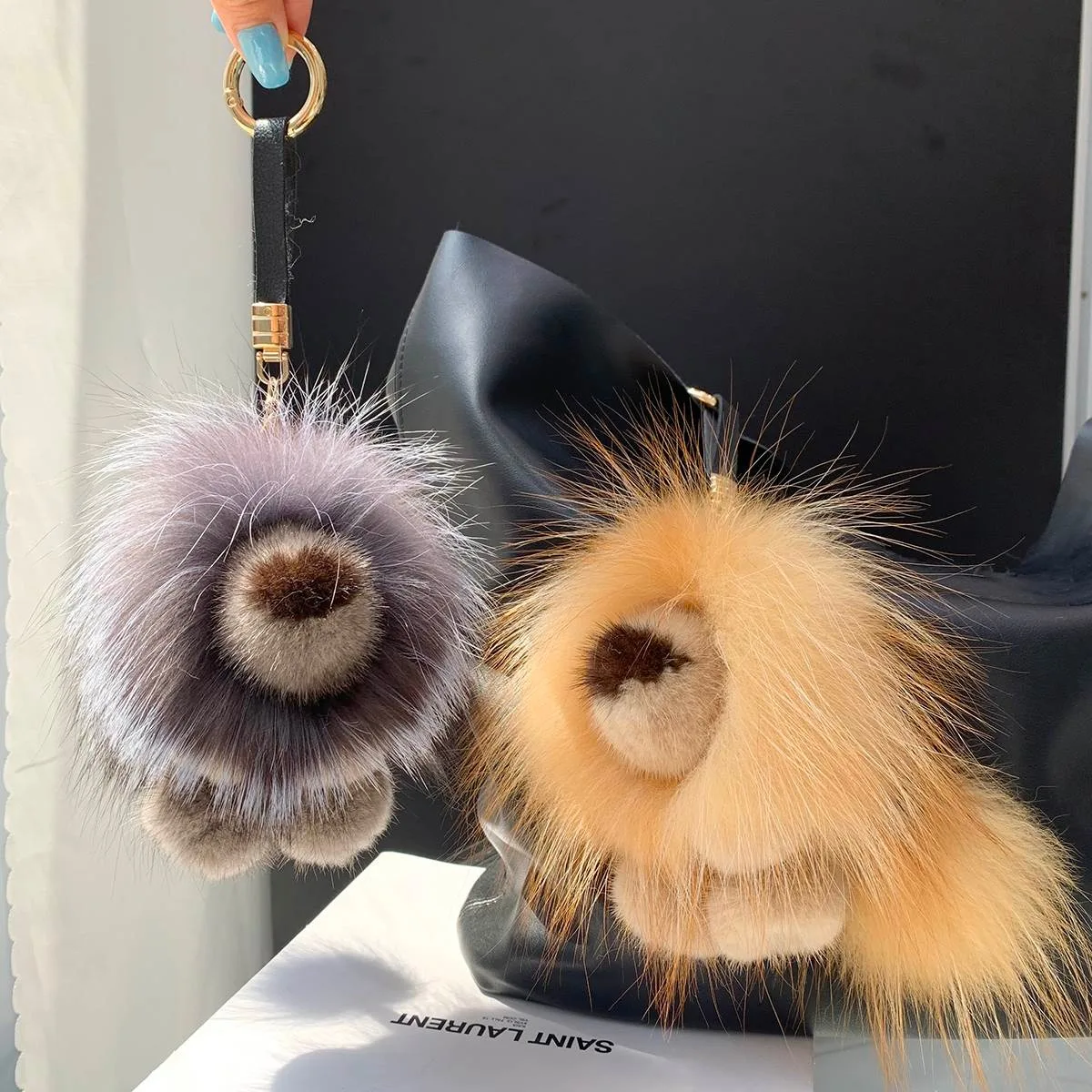 Luxury Real Mink Fur Lion Pendant Keychain Cute Plush Bag Car Keyrings Women Ornaments Rearview Mirror Hanging Gifts Girls Kids