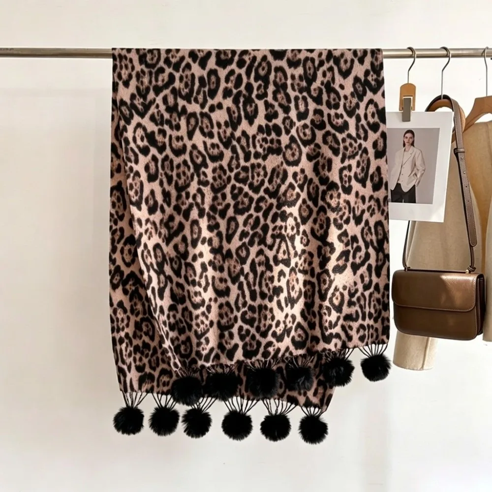 Double Sided Design Faux Cashmere Scarf Large Size Soft Warm Material Leopard Print Shawl Faux Cashmere Fabric