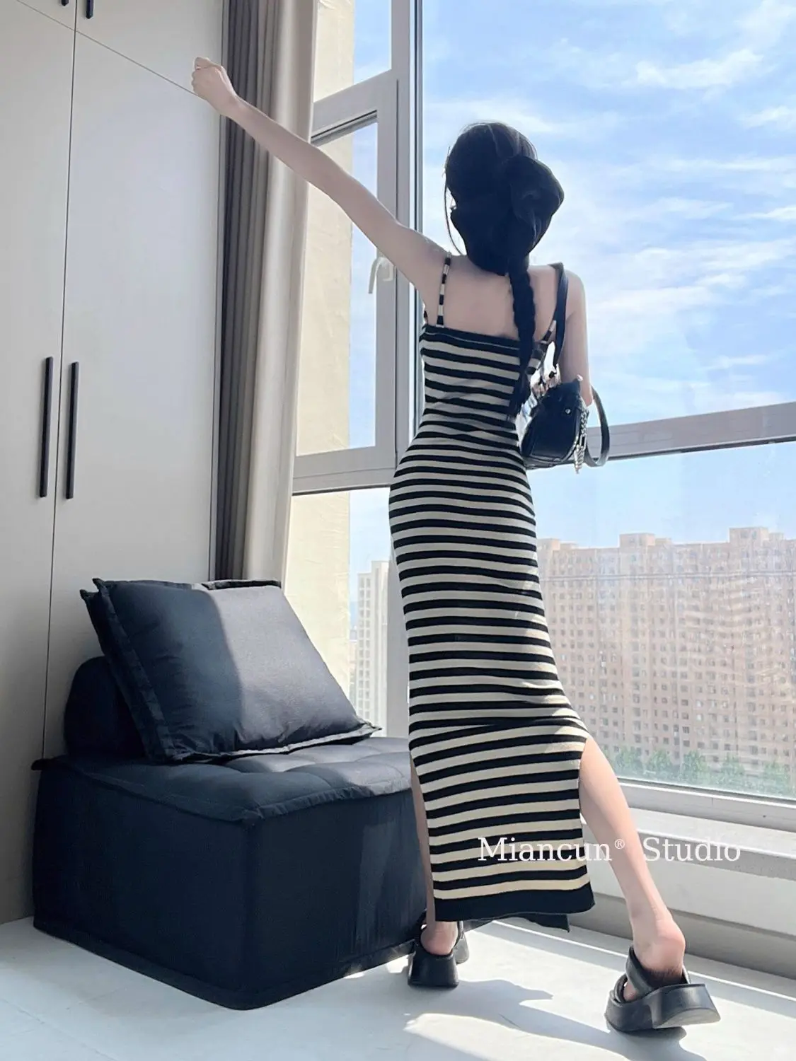 여성용 드레스, 봄 시즌, 시폰 소재, 아플리케 장식, 보타이 디자인, 컷아웃, 플레어드, 드롭 웨이스트, 비치웨어, 스포티, 가볍고 트렌디하며 편안함