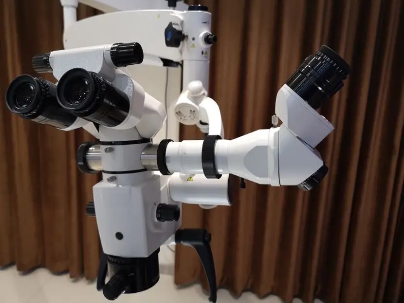 0-180 Degree Adjustable Binocular Stereo Co-Observation Tube for Operation Microscope Assistant Scope