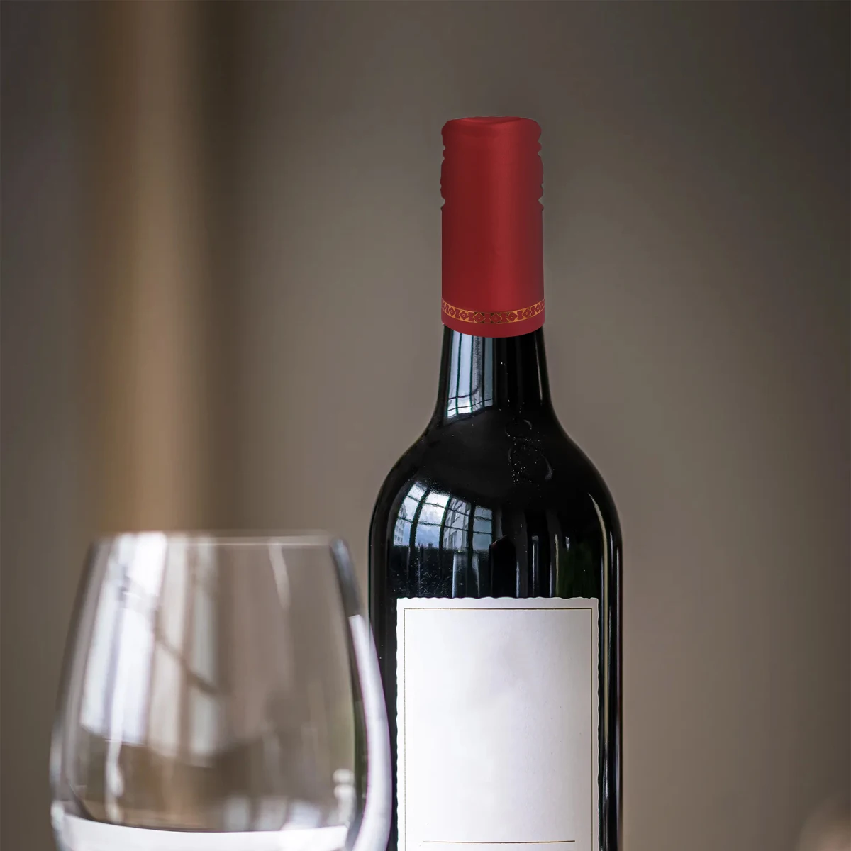 

100pcs Red Sealed Cover Pp Plastic Heat Shrink Capsule For Wine Bottle Seal Protection Bar Accessories Wine Bottle Shrink