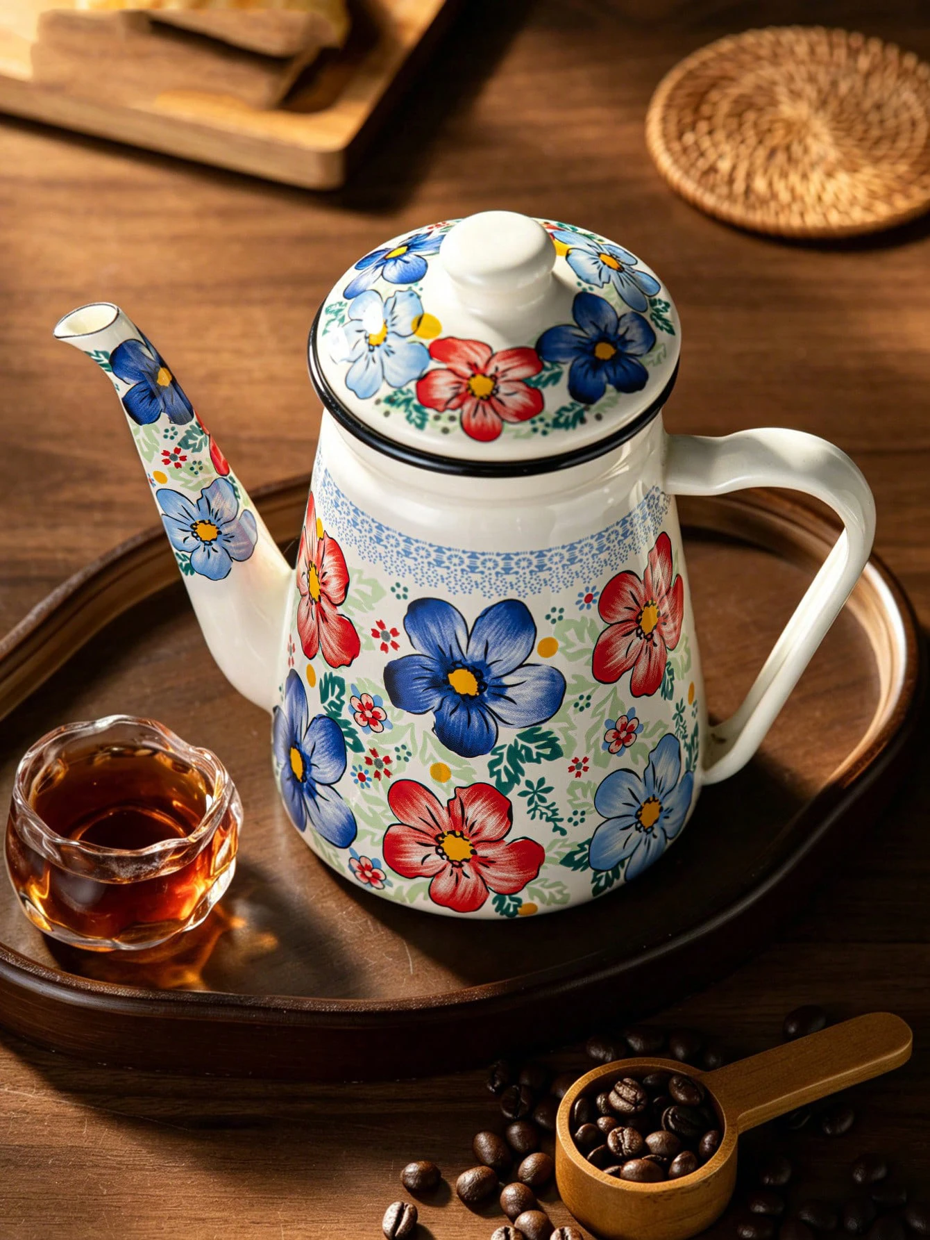 Floral Pattern Enamel Teapot with Lid, Vintage Style Enamel Coffee Pot for Stovetop Safe view 5