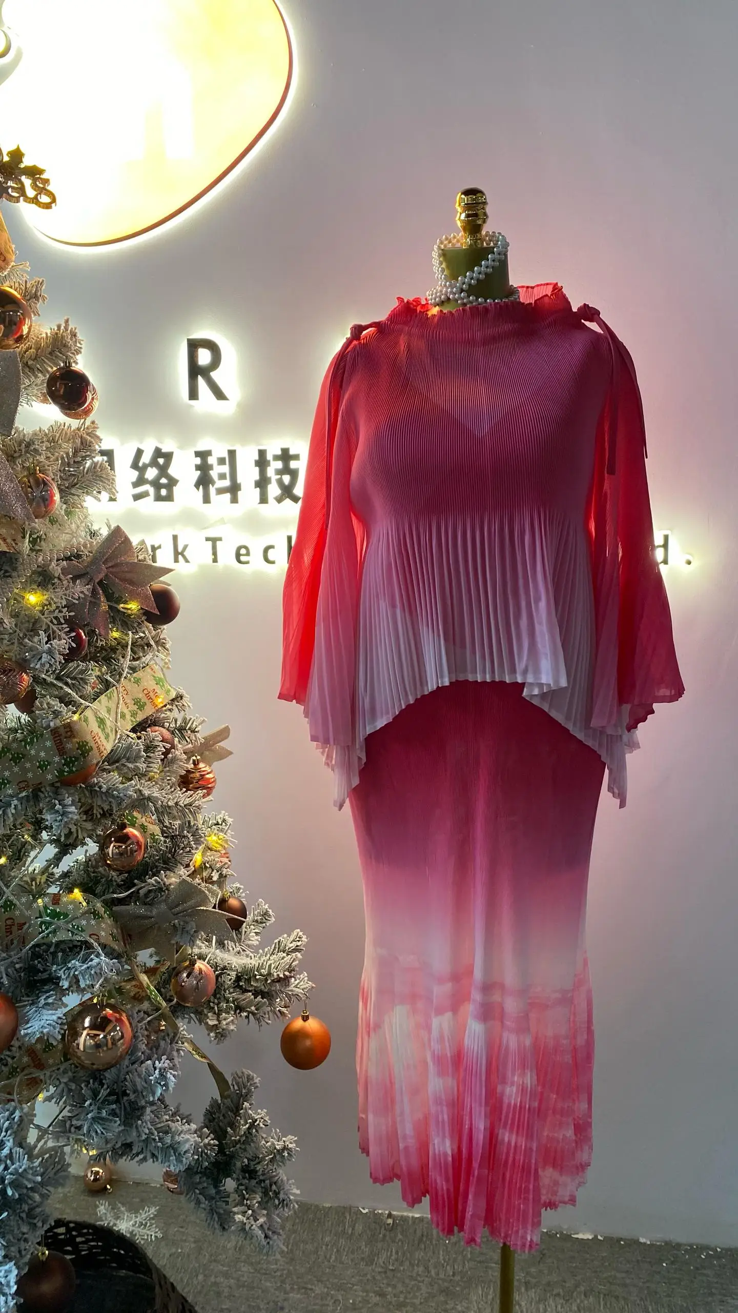 

Summer casual style large size suit loose gradient color block irregular pleated chiffon skirt women's suit-GZYYY000125