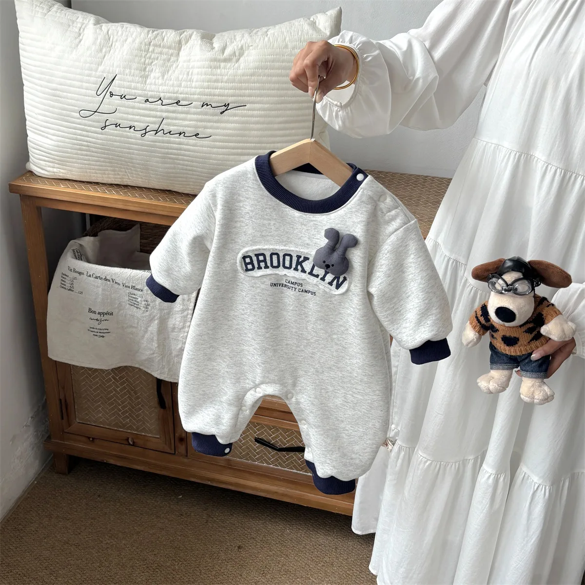 

Newborn Baby Girls Remper 2025 Winter Letter Printed Toddler Kid Girls Bodysuits Korean Casual Plush Warm Infant Girls Overalls