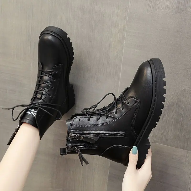 Obuwie Buty bojowe Tassel Round Toe Krótkie buty dla kobiet Chunky High Platform Damskie botki do kostki Punk Style Pu Trend 2024