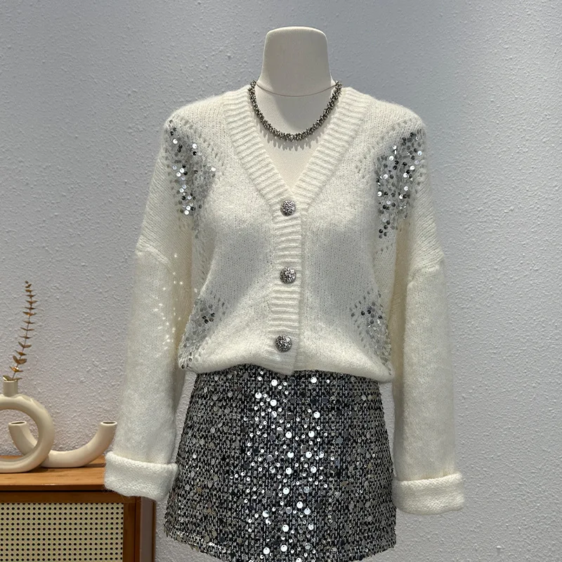 Cardigan lavorato a maglia con paillettes lucide per donna Moda autunnale con scollo a V tinta unita morbido maglione caldo cappotto maglioni stile francese